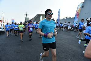 BIB: 
                            <button type="button" onclick="openModal(3172475)" class="btn btn-primary btn-sm float-right btn-popup" data-toggle="modal" data-target=".modal-high-quality">
                        <i class="fas fa-shopping-cart"></i> Add to Cart
                    </button>
                                            <button type="button" onclick="isThisMe(3172475, true)" class="btn btn-success btn-sm float-right btn-popup btn-isme hidden" data-toggle="tooltip" data-placement="bottom" title="นี่คือรูปของคุณใช่ไหม คลิกที่นี่เพื่อเอาเข้าอัลบั้ม">
                        <i class="fas fa-plus"></i> Add to album
                    </button>
                    <button type="button" onclick="isThisMe(3172475, false)" class="btn btn-warning btn-sm float-right btn-popup btn-isnotme hidden">
                        <i class="fas fa-ban"></i> Remove from album
                    </button>